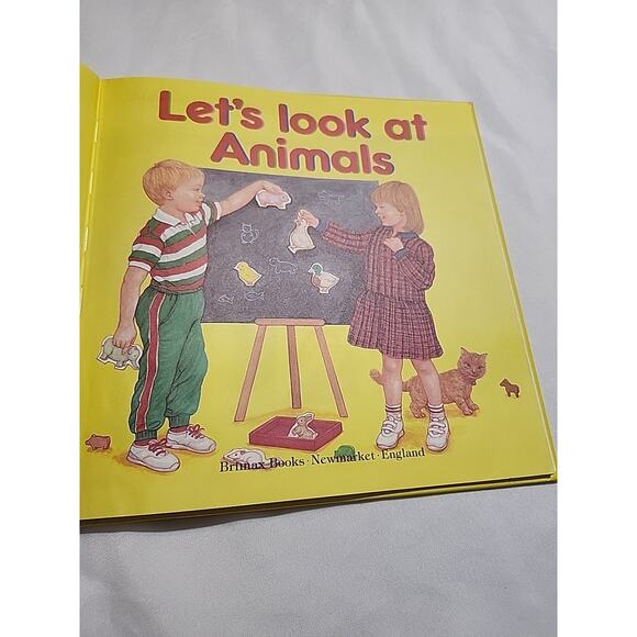 Lets Look At Animals Play & Learn 4-7 Years by Karen O'Callaghan - Picture 9 of 10